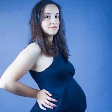 femme enceinte grossesse en robe 